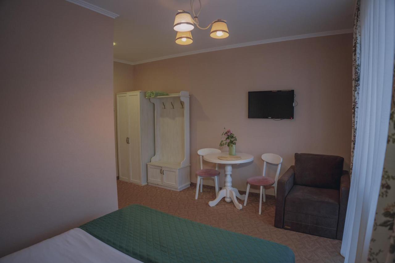 Hotel&Restaurant Premium Club Yaremche Bagian luar foto