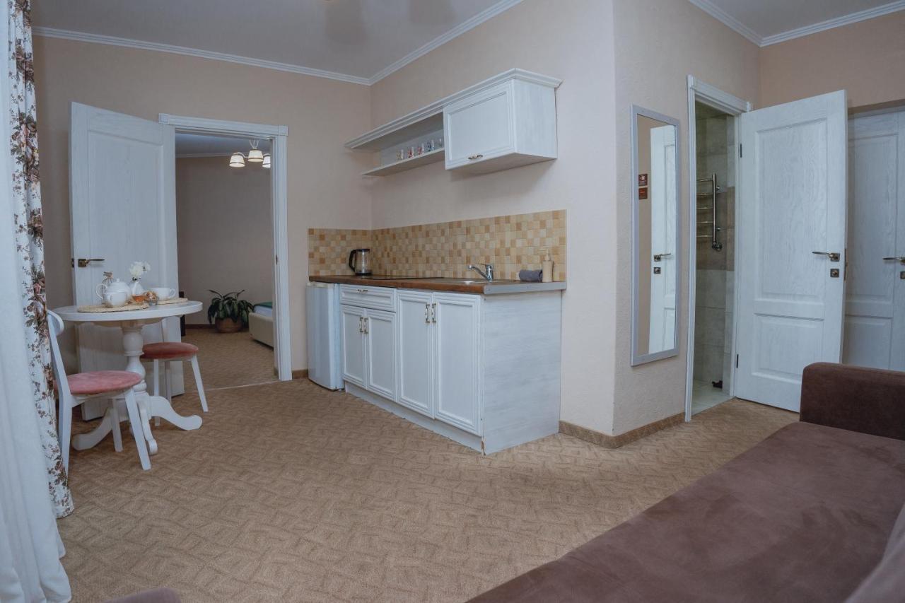 Hotel&Restaurant Premium Club Yaremche Bagian luar foto
