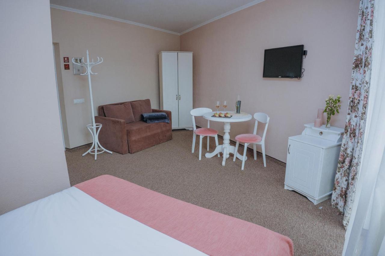 Hotel&Restaurant Premium Club Yaremche Bagian luar foto