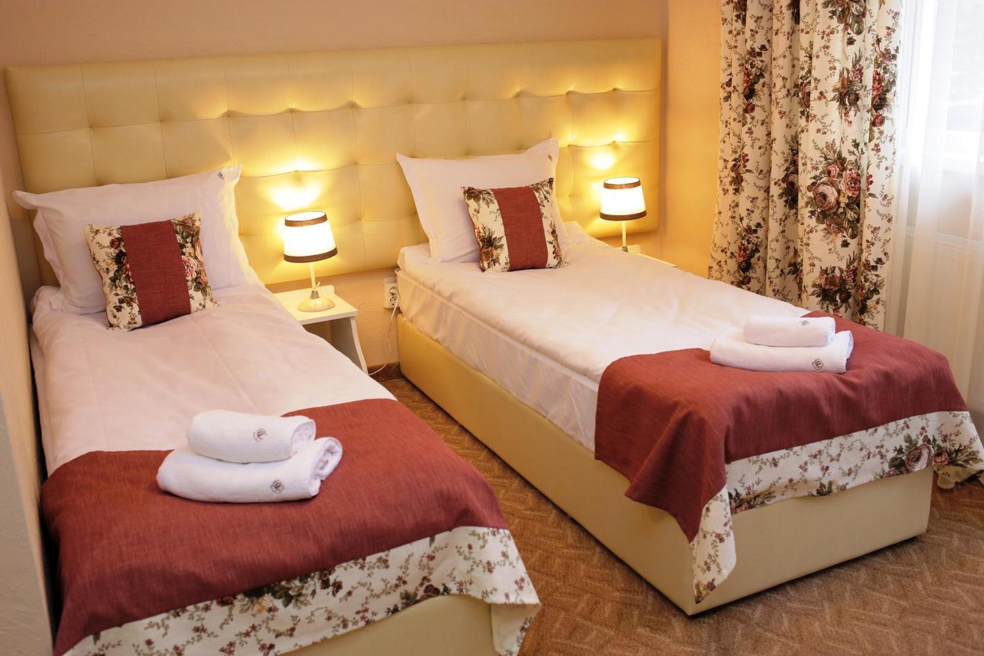 Hotel&Restaurant Premium Club Yaremche Ruang foto